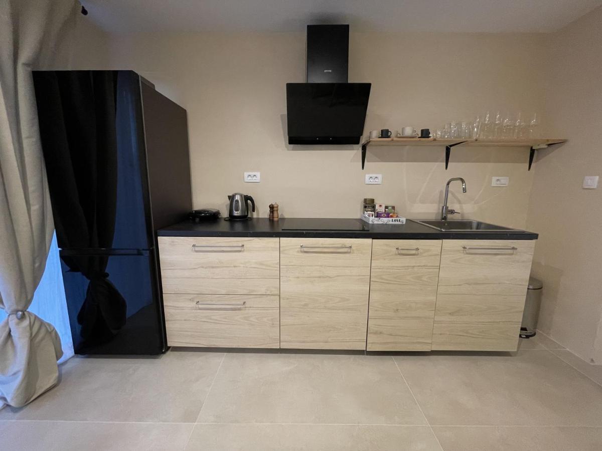 Cozy Apartment Matijas With Private Parking And Terrace Split Exterior foto